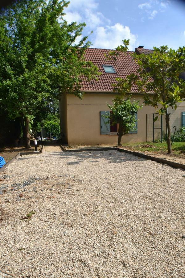 Sur La Route De Champ Colin Villa Saint-Denis-les-Rebais Exterior photo